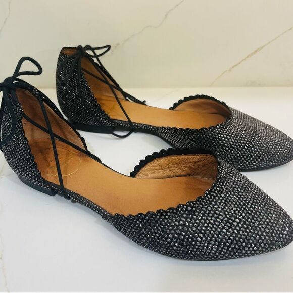 Jack Rogers Black Flats with Elegant Ankle Wrap - Picture 4 of 12